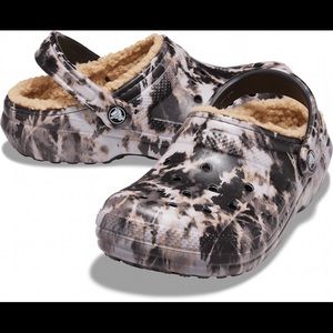 🆕🐊Crocs Classic Lined Clogs, Bleach Dye Clog, W Size 7